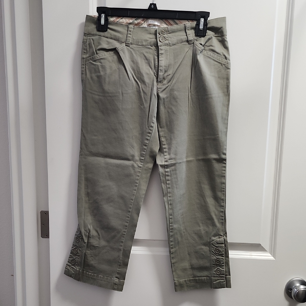 Stylish Olive Green Cropped Pants